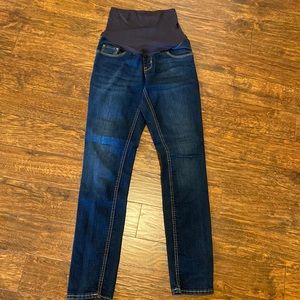 Old Navy maternity jeans